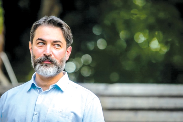 پارسا پیروزفر پارسا پیروزفر