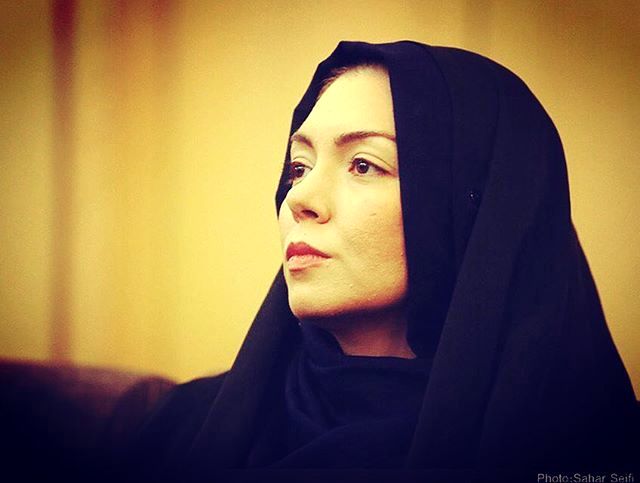 آزاده نامداری آزاده نامداری