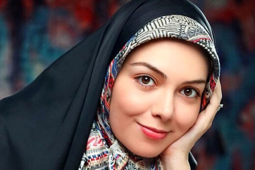 آزاده نامداری آزاده نامداری