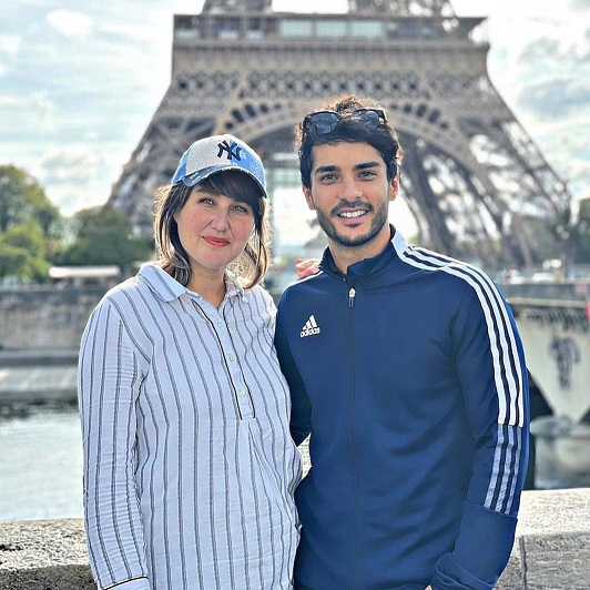 ساعد سهیلی و همسر باردارش در پاریس + عکس