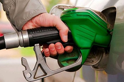 سخنگوی کمیسیون تلفیق: بعید است یارانه بنزین به جای پلاک خودرو به خانوار داده شود